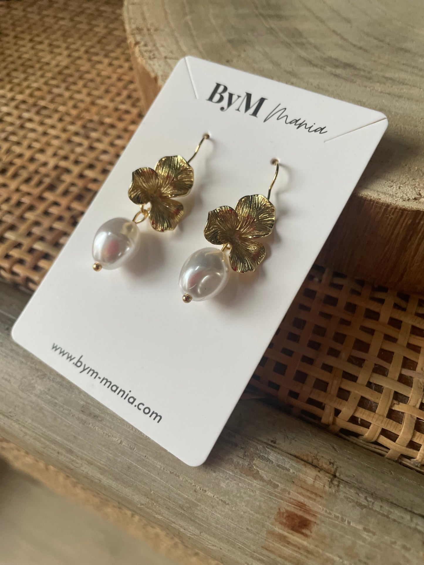 Boucles d’oreille Mrs JONES