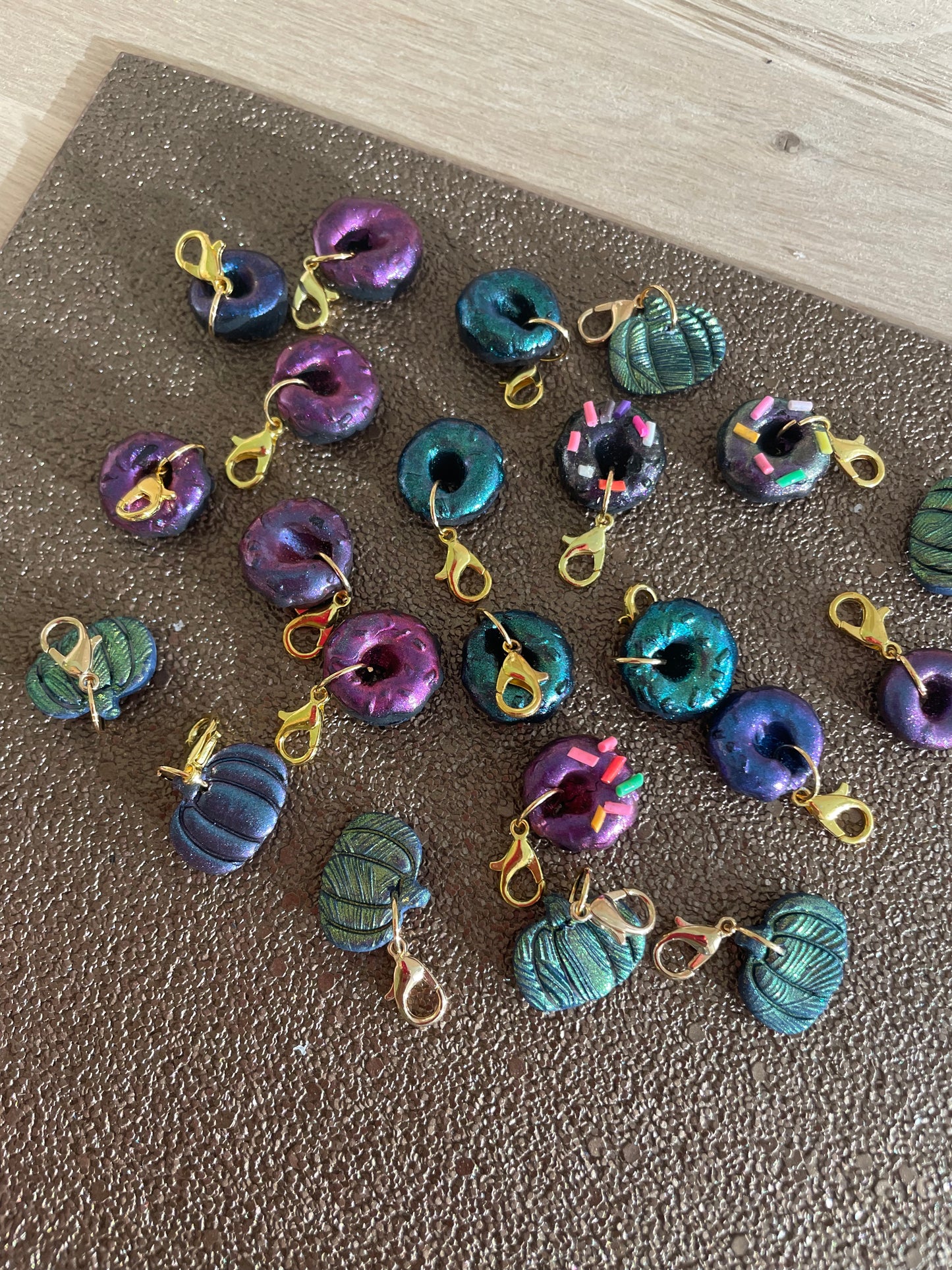 Mini pack surprise pendentifs Halloween